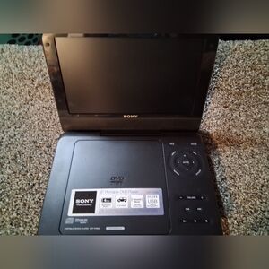 Sony Black 9" Portable DVD Player Works No Cords